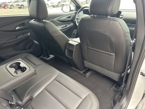 Used 2025 Buick Envista Avenir image 45