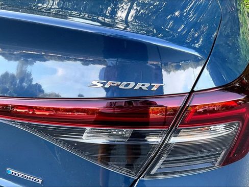 Used 2025 Honda Civic Sport image 25
