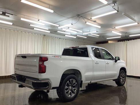 Used 2022 Chevrolet Silverado 1500 LT image 6