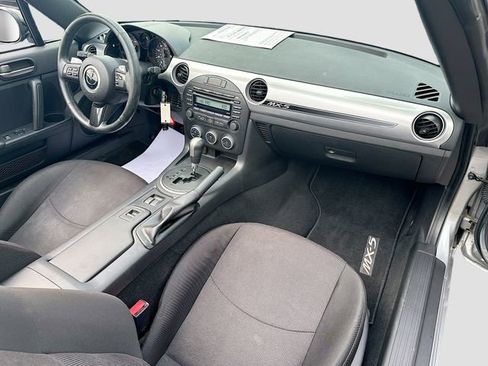 Used 2015 MAZDA MX-5 Miata Club RWD image 24