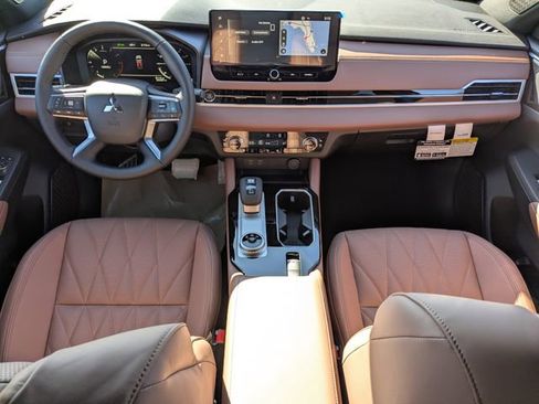 New 2026 Mitsubishi Outlander SEL FWD image 16