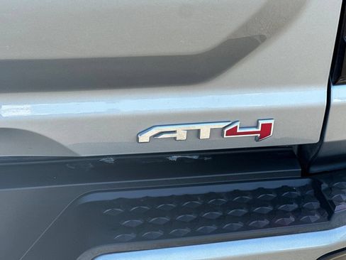 Used 2023 GMC Canyon AT4 w/ AT4 Premium Package AWD/4WD image 36