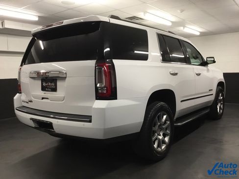 Used 2019 GMC Yukon Denali image 10