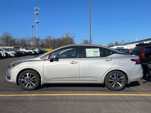 New 2025 Nissan Versa SV w/ Trunk Package image 2