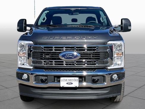 New 2026 Ford F250 XLT w/ FX4 Off-Road Package image 3