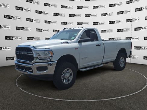 Used 2022 RAM 2500 Tradesman AWD/4WD image 2
