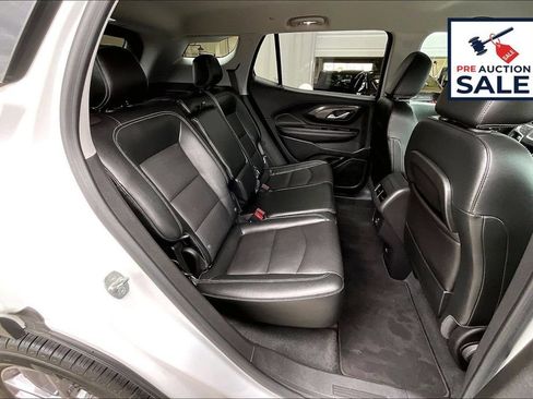 Used 2023 GMC Terrain SLT FWD image 27