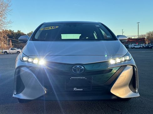 Used 2018 Toyota Prius Prime Plus image 15