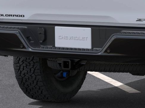 New 2026 Chevrolet Colorado ZR2 w/ Technology Package AWD/4WD image 14