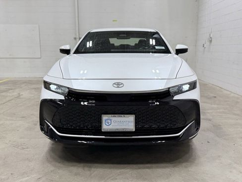 Used 2024 Toyota Crown XLE image 12