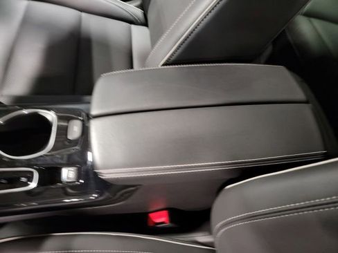 Used 2023 Buick Envision Essence AWD/4WD image 24
