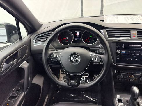 Used 2020 Volkswagen Tiguan SE R-Line FWD image 24