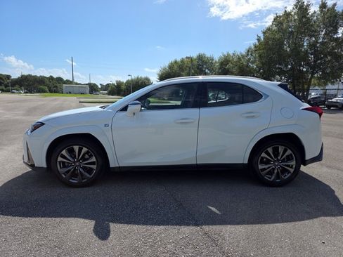 Used 2022 Lexus UX 200 F Sport w/ Accessory Package (Z2) FWD image 6