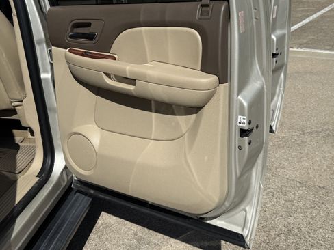 Used 2013 GMC Yukon XL SLT w/ Texas Edition image 14