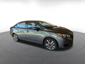 Used 2025 Nissan Versa SV FWD video 2