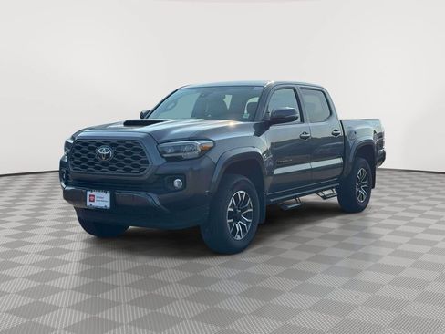 Used 2023 Toyota Tacoma TRD Sport AWD/4WD image 3