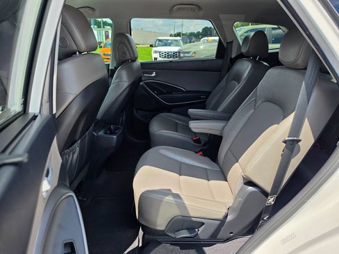 Used 2017 Hyundai Santa Fe Limited AWD/4WD image 19