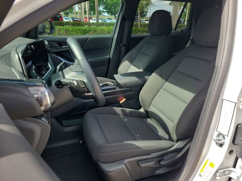 Used 2026 Chevrolet Equinox LT FWD image 15