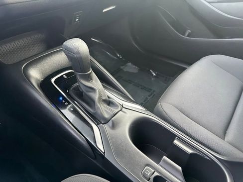 Used 2024 Toyota Corolla LE FWD image 25