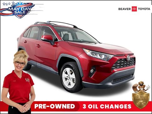 Used 2021 Toyota RAV4 XLE w/ Convenience Package FWD image 1