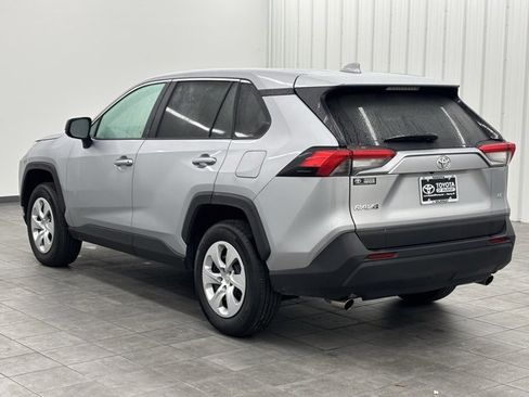 Used 2025 Toyota RAV4 LE image 4