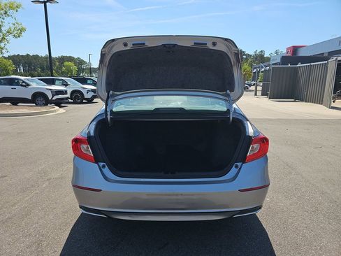 Used 2020 Honda Accord LX image 17