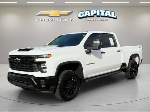 Used 2025 Chevrolet Silverado 2500 Custom w/ Custom Value Package AWD/4WD image 1