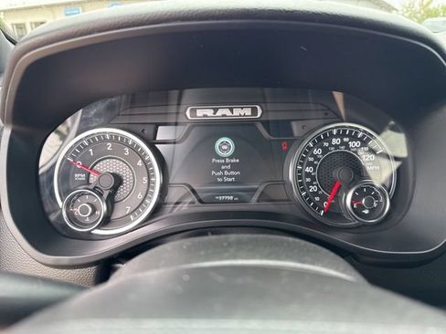 Used 2025 RAM 1500 Big Horn AWD/4WD image 16