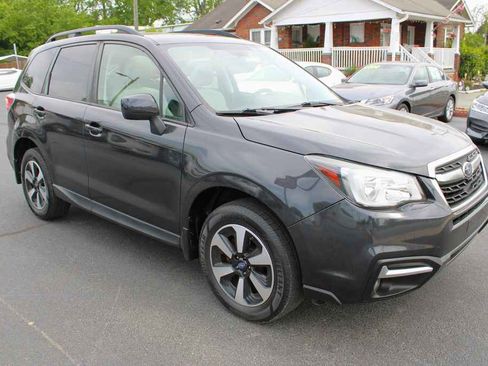 Used 2018 Subaru Forester 2.5i Premium image 4