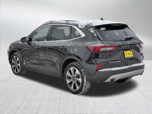 Used 2023 Ford Escape Platinum image 5
