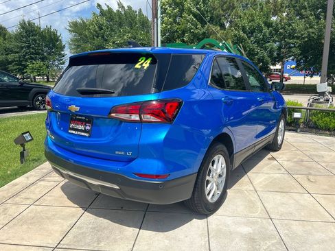 Used 2024 Chevrolet Equinox LT AWD/4WD image 11