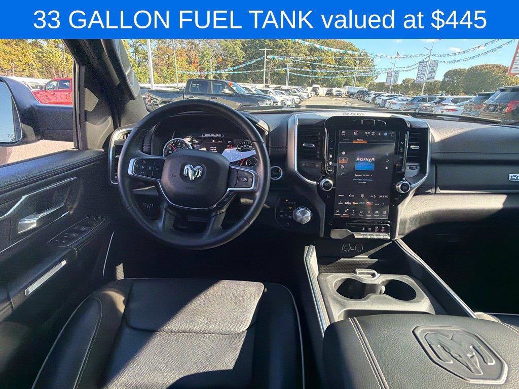 Used 2023 RAM 1500 Laramie AWD/4WD image 11