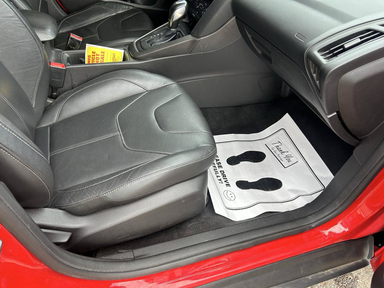 Used 2015 Ford Focus SE w/ Equipment Group 201A FWD image 12