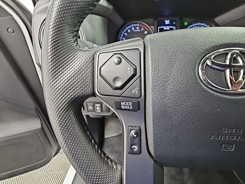 Used 2023 Toyota Tacoma TRD Off-Road image 23