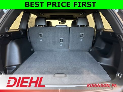 New 2025 Jeep Grand Cherokee Altitude w/ Trailer Tow Package image 9