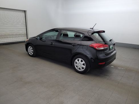 Used 2017 Kia Forte LX FWD image 3
