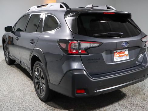 Used 2023 Subaru Outback Onyx Edition AWD/4WD image 9