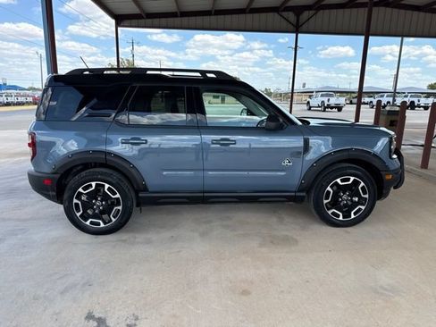 Used 2024 Ford Bronco Sport Outer Banks w/ Tech Package AWD/4WD image 9