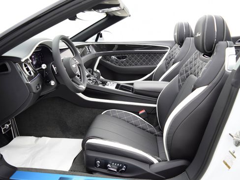 Used 2023 Bentley Continental GT Speed image 35