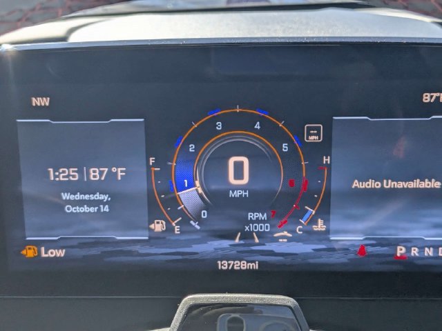 Used 2025 Chevrolet Traverse RS w/ LPO, Floor Liner Package FWD image 32