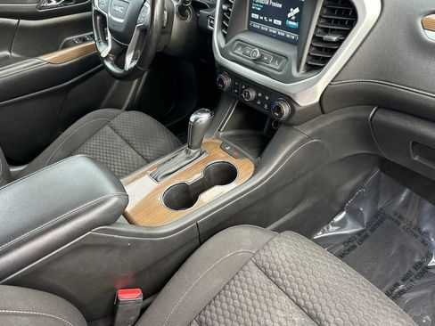 Used 2019 GMC Acadia SLE w/ LPO, Cargo Package image 18