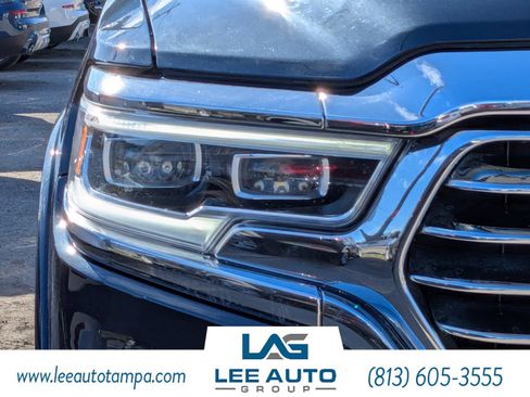 Used 2019 RAM 1500 Limited image 9