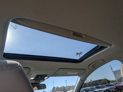 Certified 2024 Honda Accord EX image 26