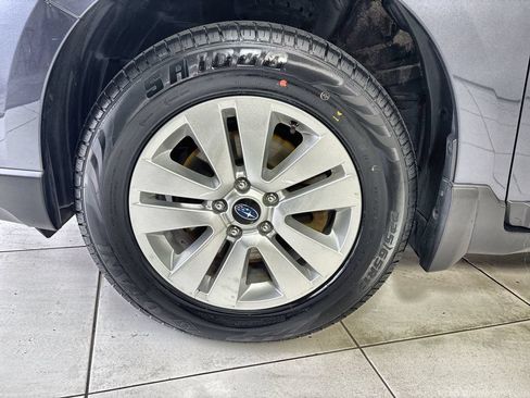 Used 2017 Subaru Outback 2.5i Premium AWD/4WD image 18