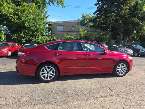 Used 2016 Ford Fusion SE w/ Equipment Group 202A FWD image 7