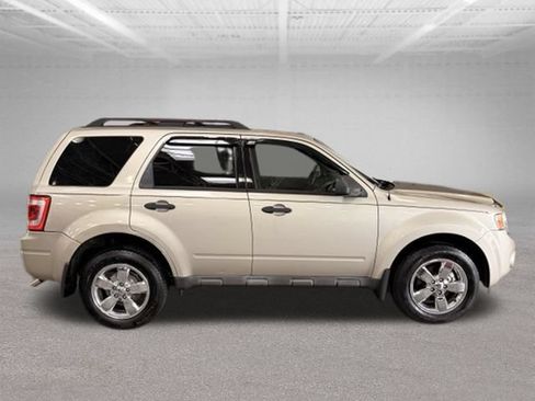 Used 2012 Ford Escape XLT AWD/4WD image 25