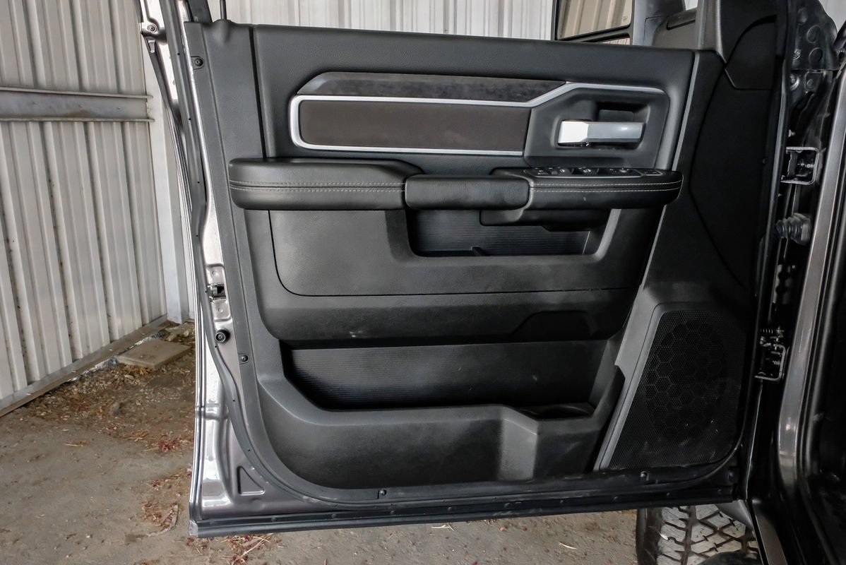 Used 2024 RAM 2500 Big Horn AWD/4WD image 44