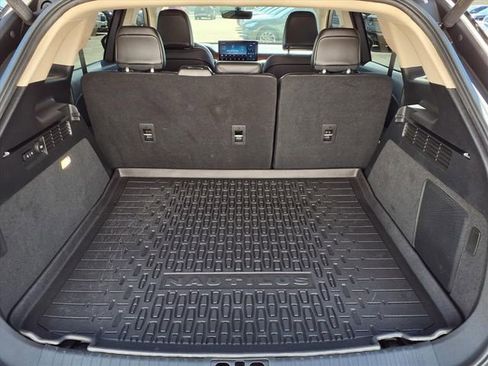 Certified 2023 Lincoln Nautilus Reserve w/ Luxury Package image 25