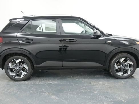 New 2026 Hyundai Venue SEL FWD image 10