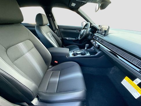 New 2026 Honda Civic Sport image 22